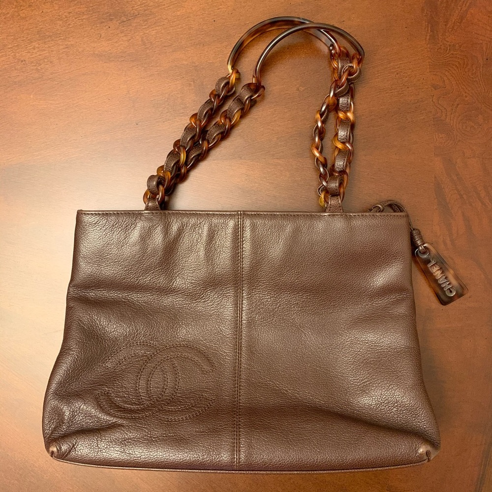 Chanel tote